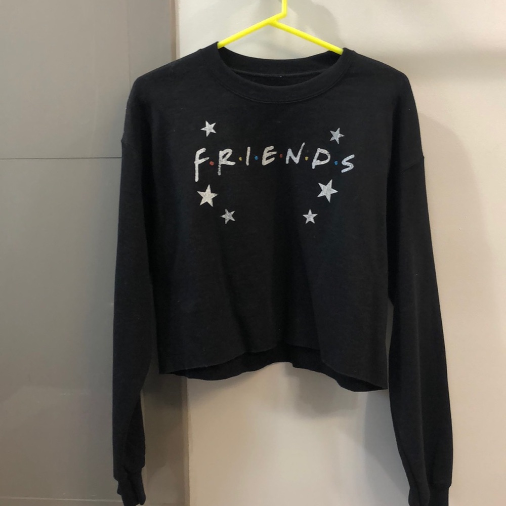 “friends” cropped crew neck